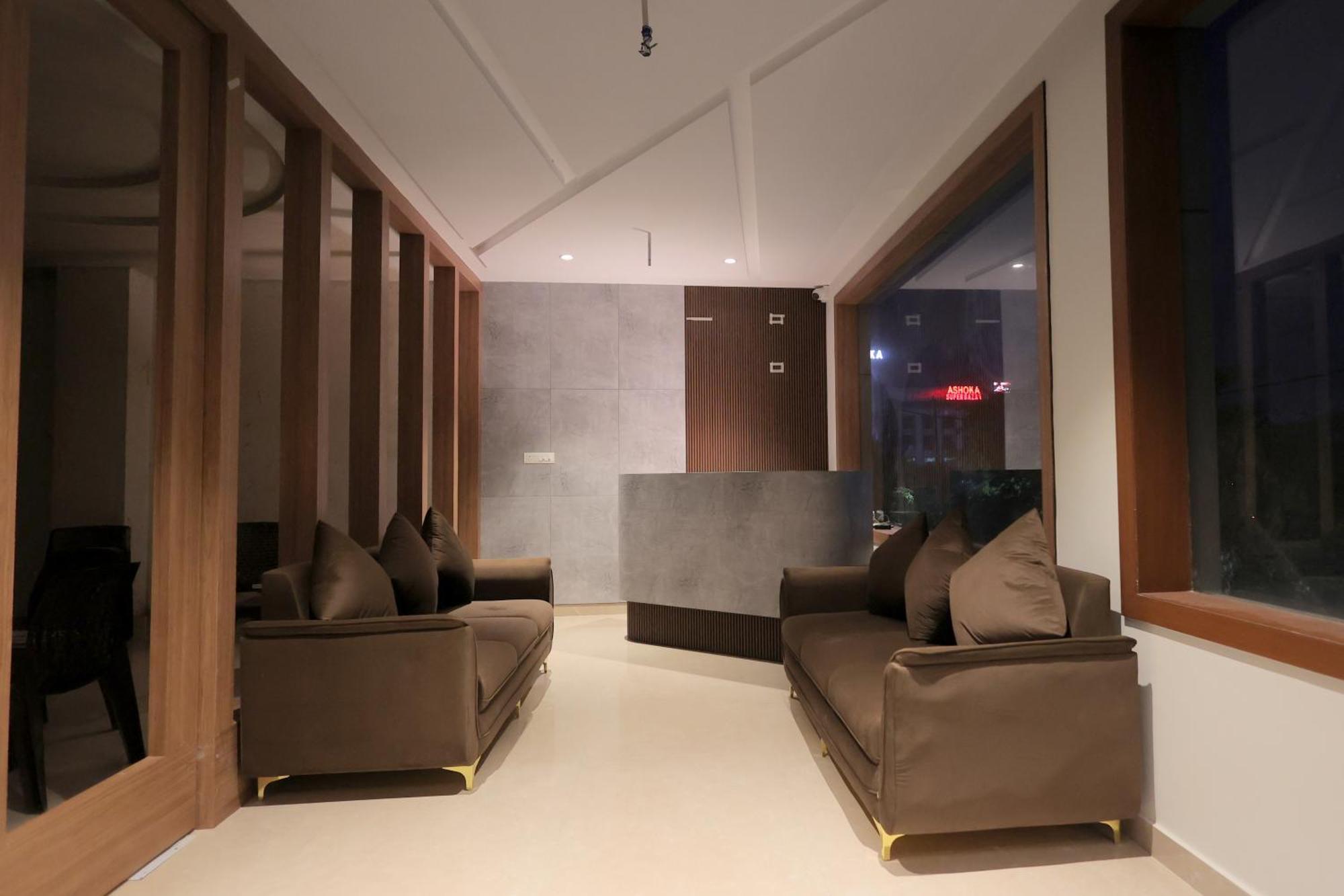 Hotel Regal Palm Moradabad Zewnętrze zdjęcie