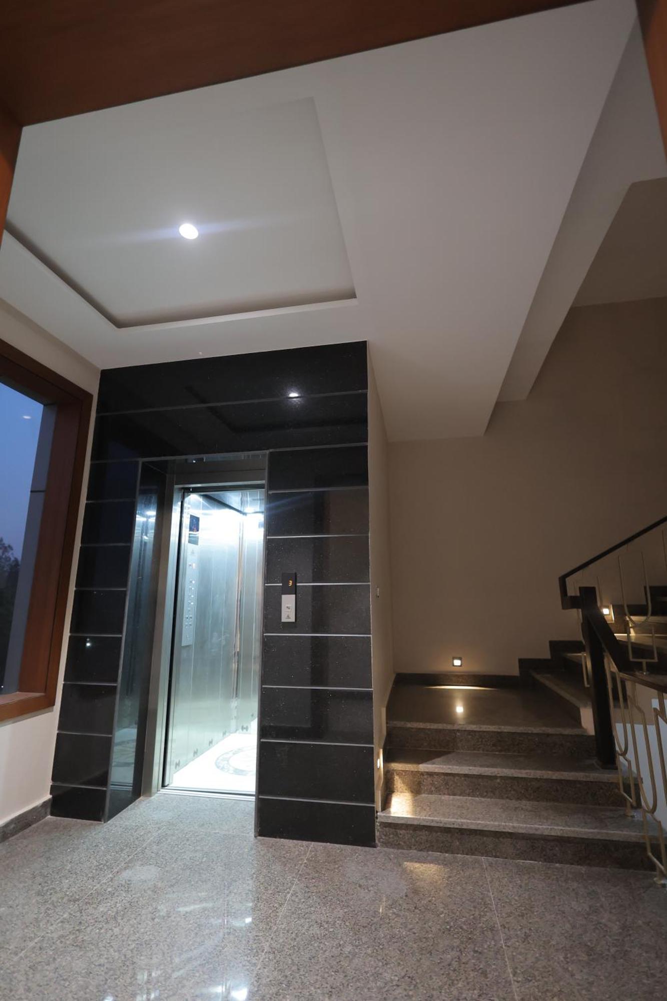 Hotel Regal Palm Moradabad Zewnętrze zdjęcie